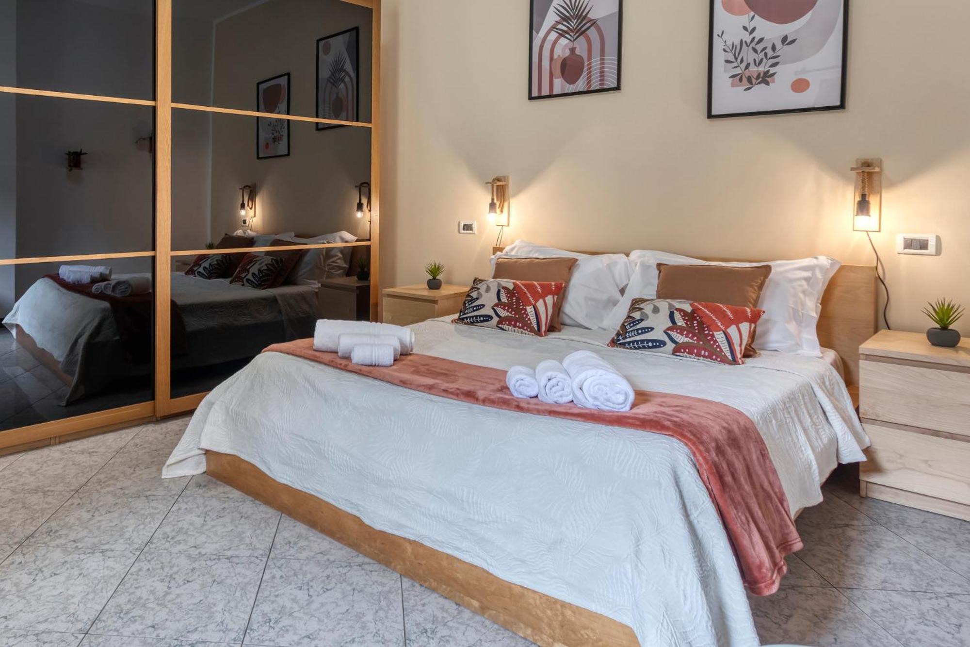 Cozy Apartment In The Heart Of Bologna Ngoại thất bức ảnh