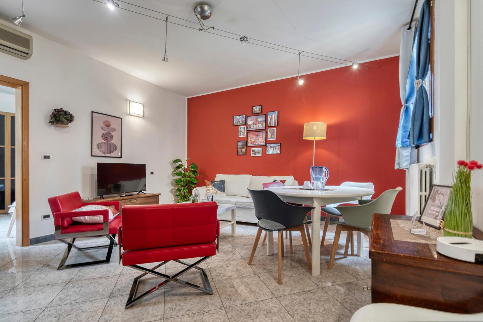 Cozy Apartment In The Heart Of Bologna Ngoại thất bức ảnh